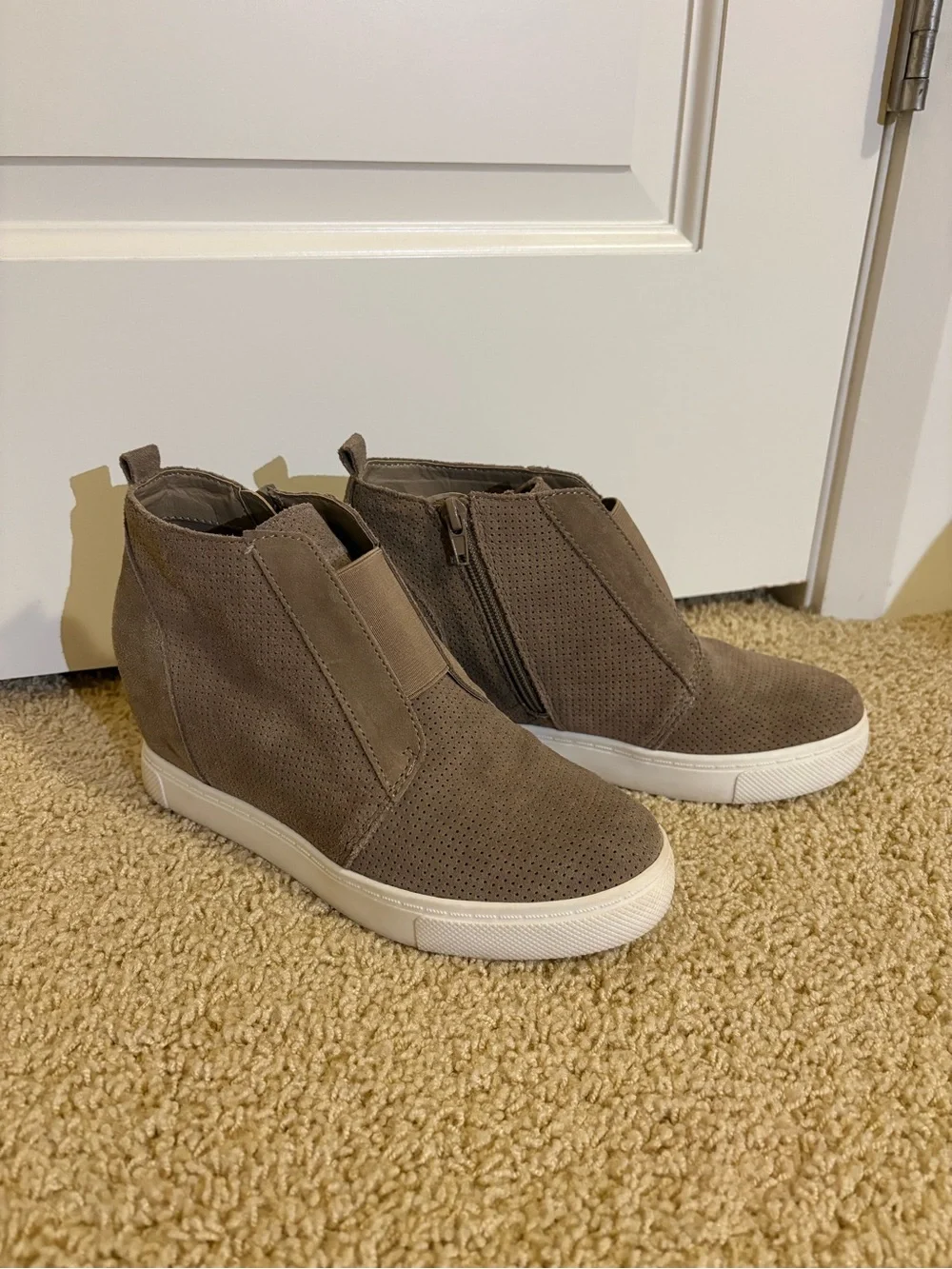 Steve Madden Taupe Perforated Wedge Sneakers